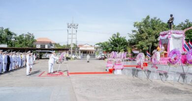 พิธีวางพวงมาลา น้อมรำลึกเนื่องในวันคล้ายวันสวรรคต พระบาทสมเด็จพระจุลจอมเกล้าเจ้าอยู่หัว